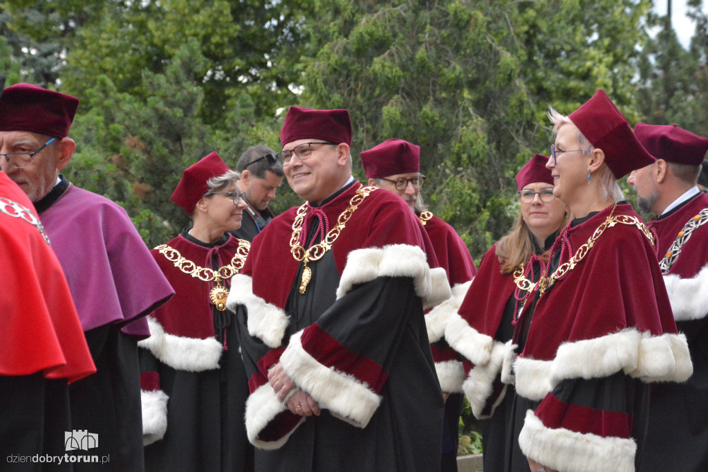 Jubileuszowe posiedzenie Senatu UMK