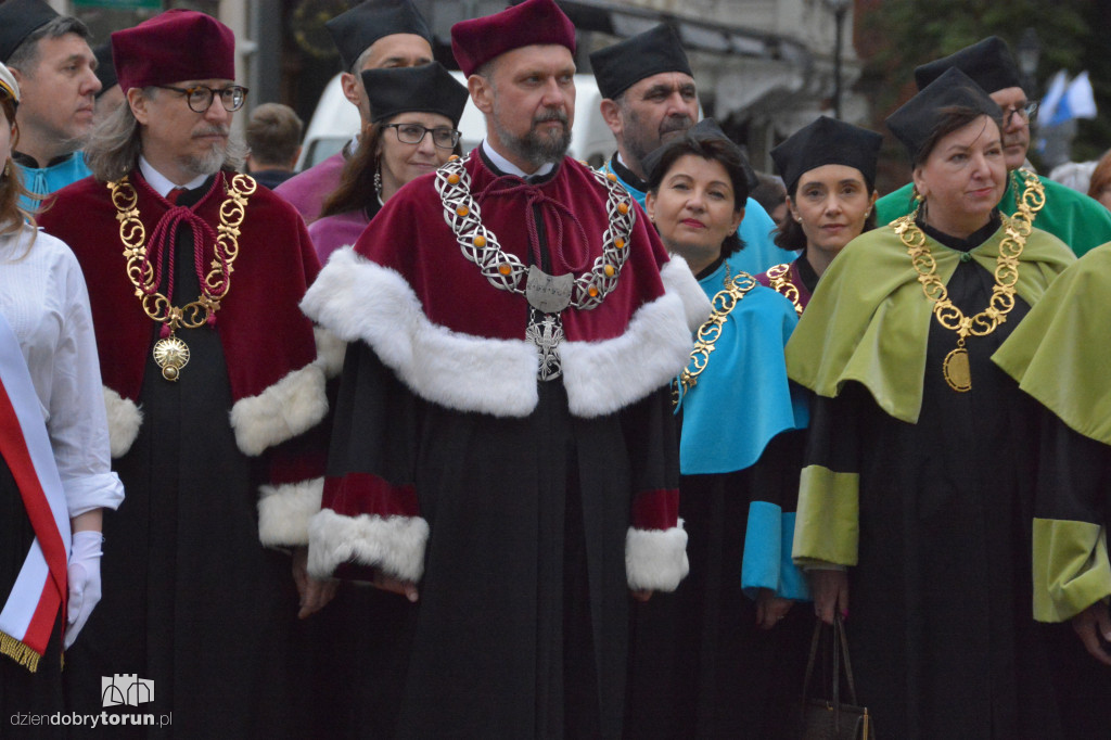 Jubileuszowe posiedzenie Senatu UMK