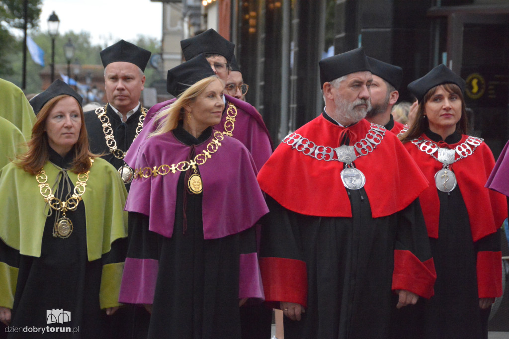 Jubileuszowe posiedzenie Senatu UMK