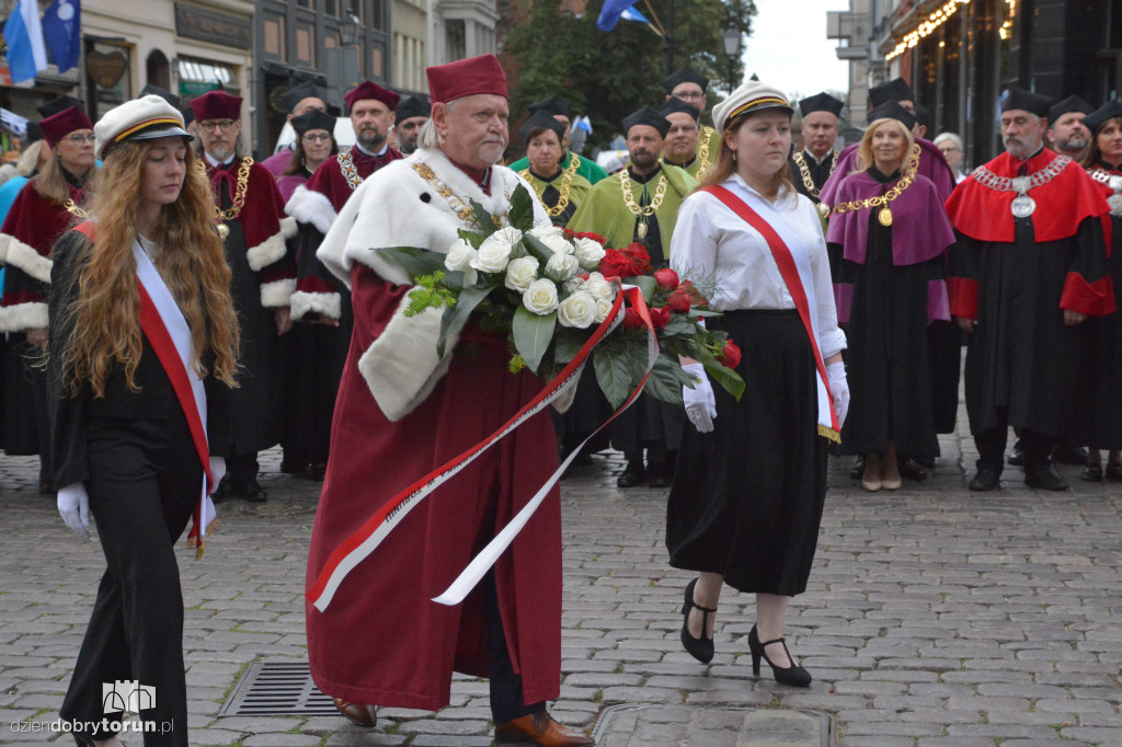Jubileuszowe posiedzenie Senatu UMK