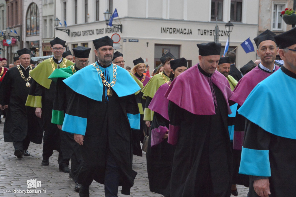 Jubileuszowe posiedzenie Senatu UMK