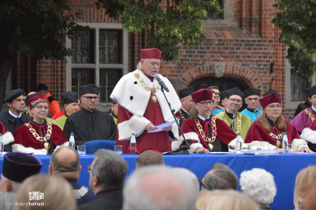 Jubileuszowe posiedzenie Senatu UMK