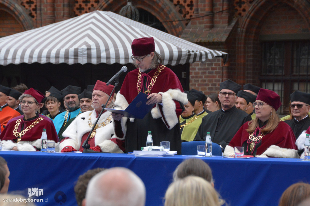 Jubileuszowe posiedzenie Senatu UMK
