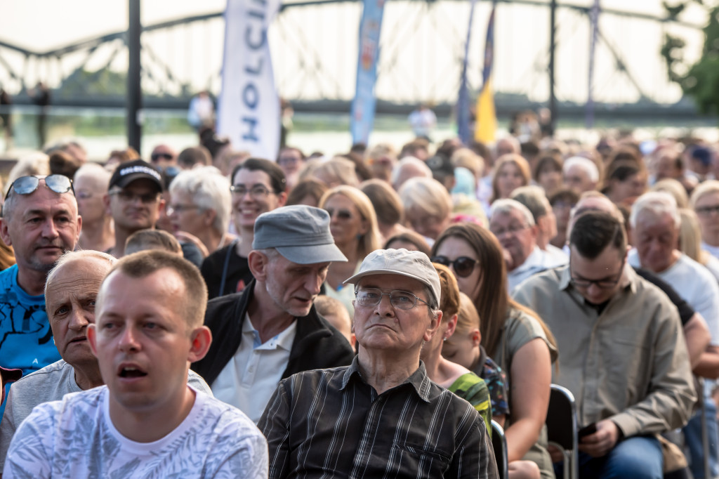 Koncert TOS z udziałem znanych wokalistów