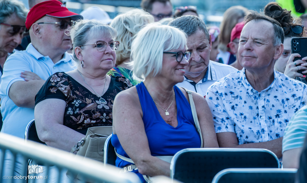 Koncert TOS z udziałem znanych wokalistów
