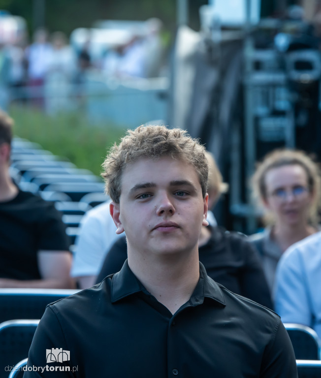 Koncert TOS z udziałem znanych wokalistów