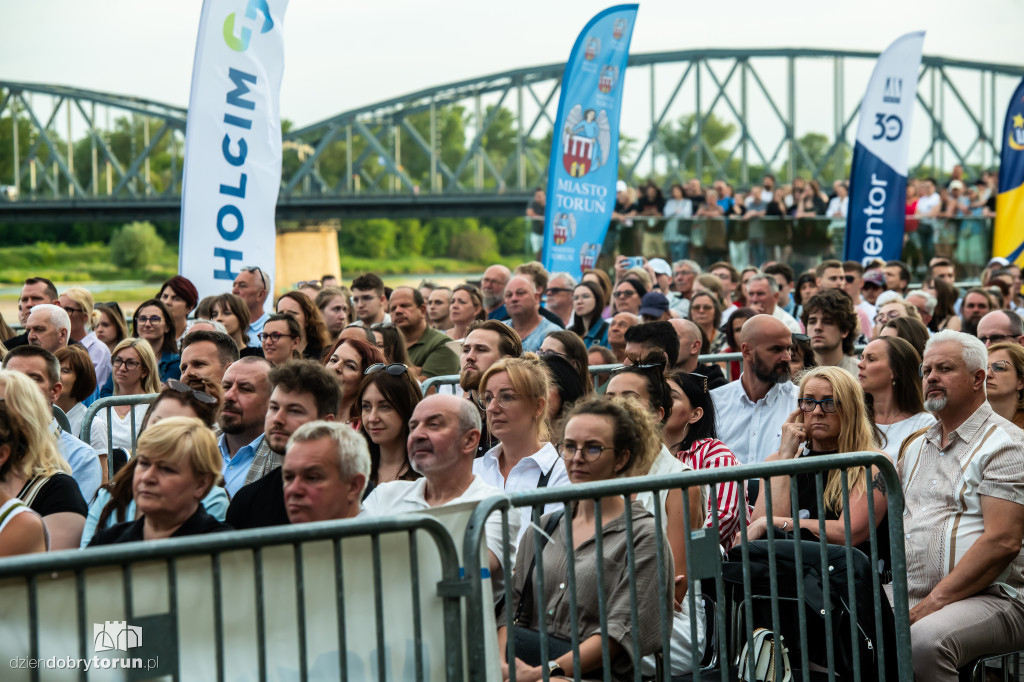 Koncert TOS z udziałem znanych wokalistów