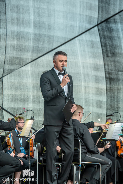 Koncert TOS z udziałem znanych wokalistów