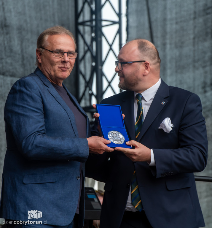 Koncert TOS z udziałem znanych wokalistów
