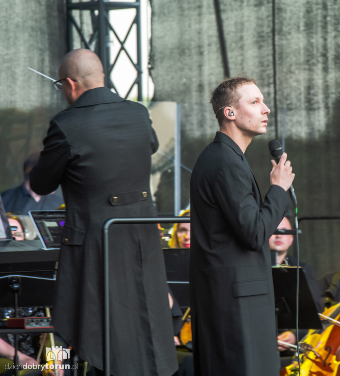 Koncert TOS z udziałem znanych wokalistów