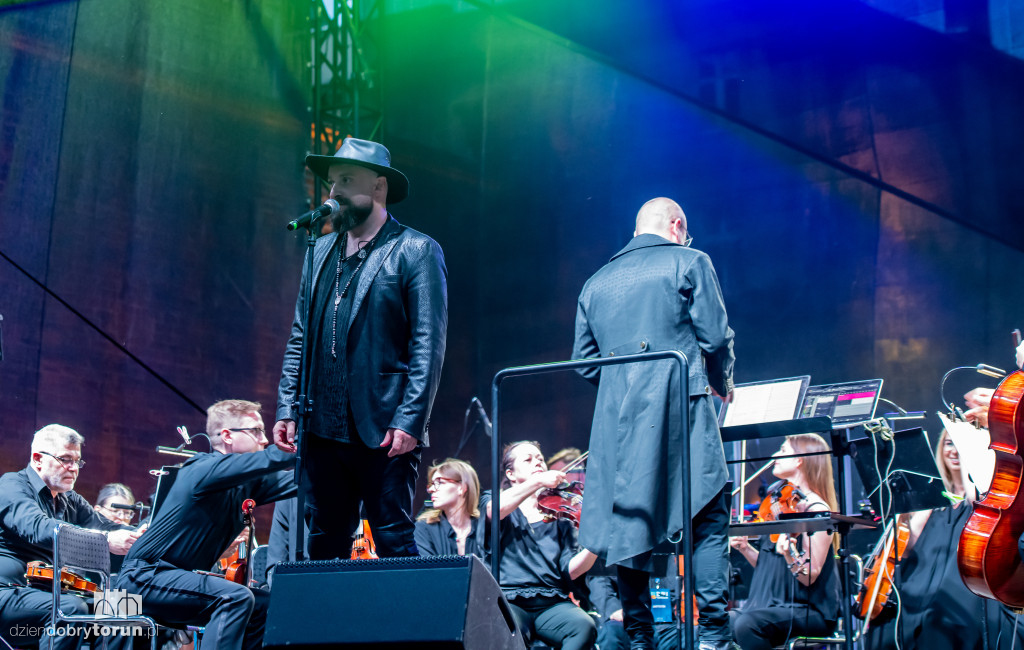 Koncert TOS z udziałem znanych wokalistów