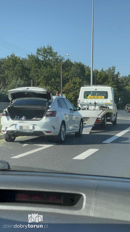 Kolizja na Olsztyńskiej w Toruniu