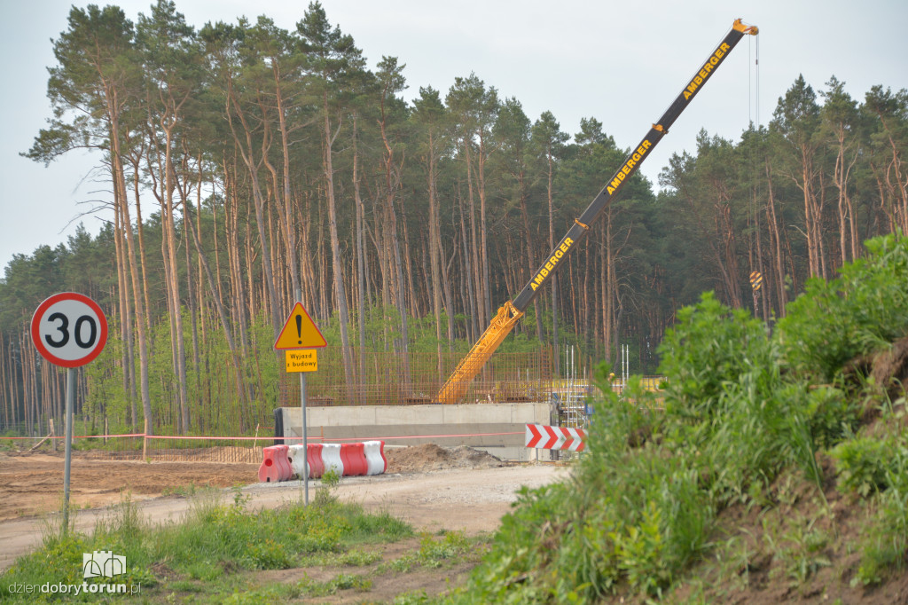 Co się dzieje na budowie S10?