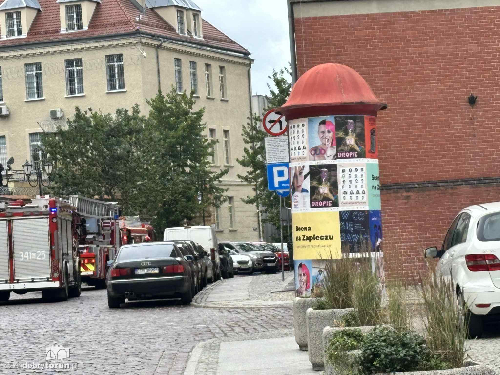 Sporo służb na starówce