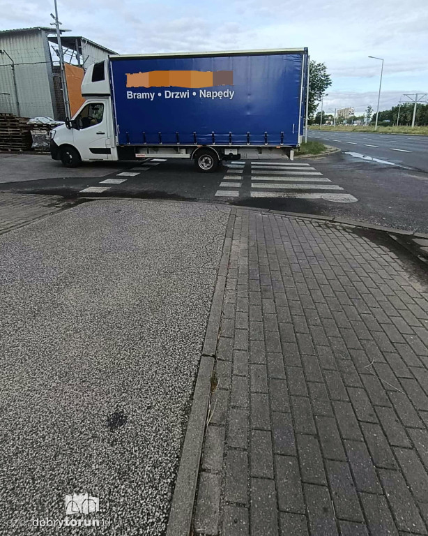 Tak parkuje się w Toruniu