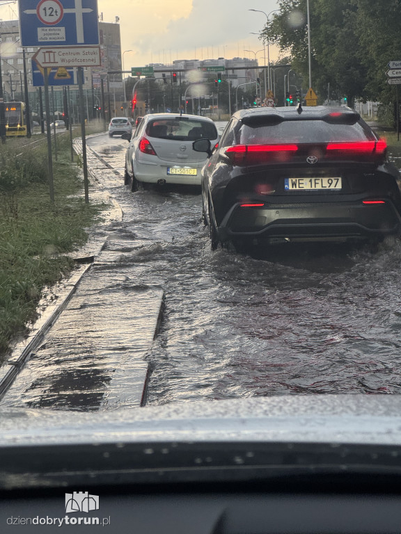 Czerwona Droga zalana!