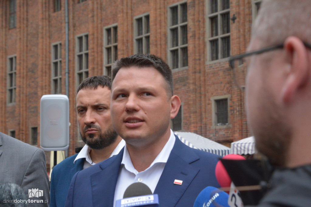 Antymigracyjny protest w Toruniu