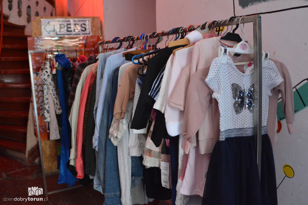 Moda i pomoc w jednym miejscu