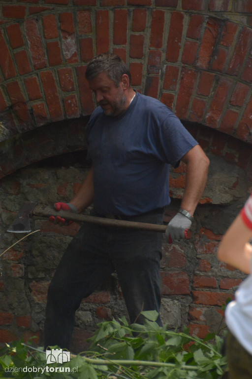 Porządki w Forcie I