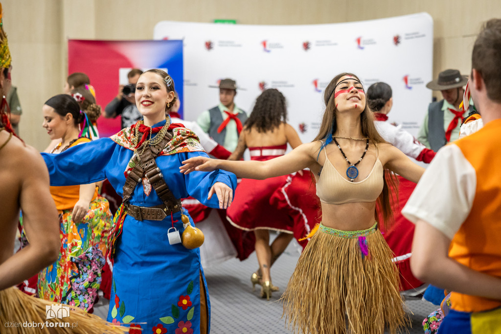 Polsko-brazylijski folklor na kujawskiej scenie