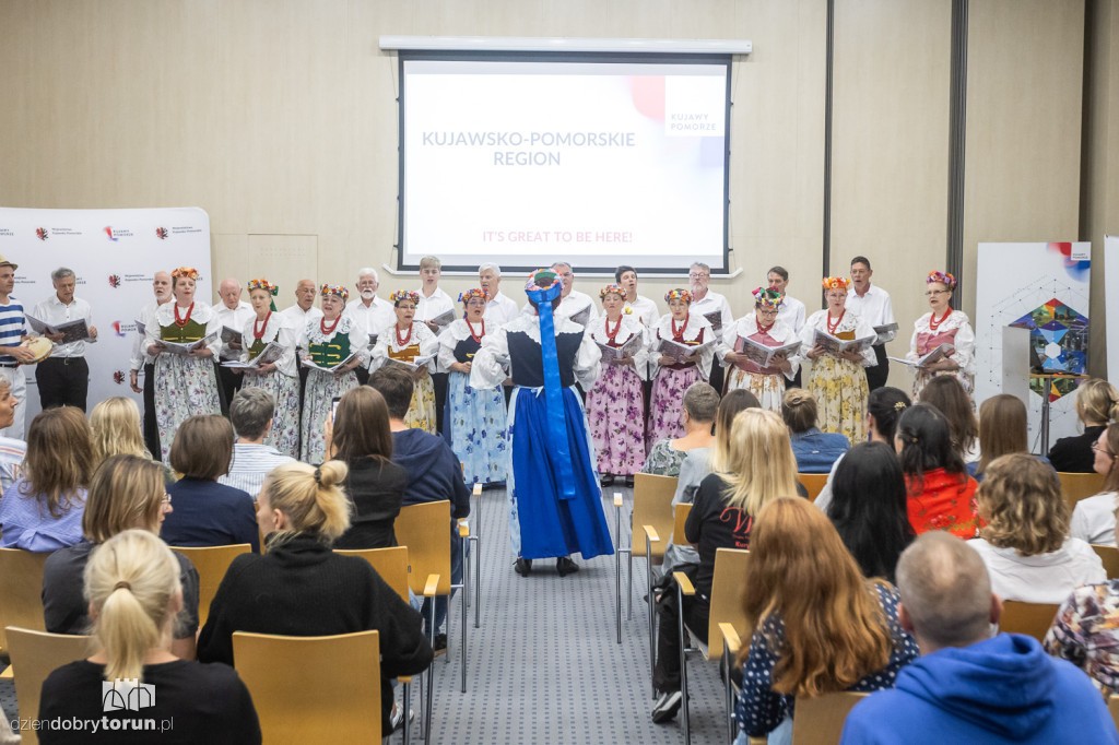 Polsko-brazylijski folklor na kujawskiej scenie