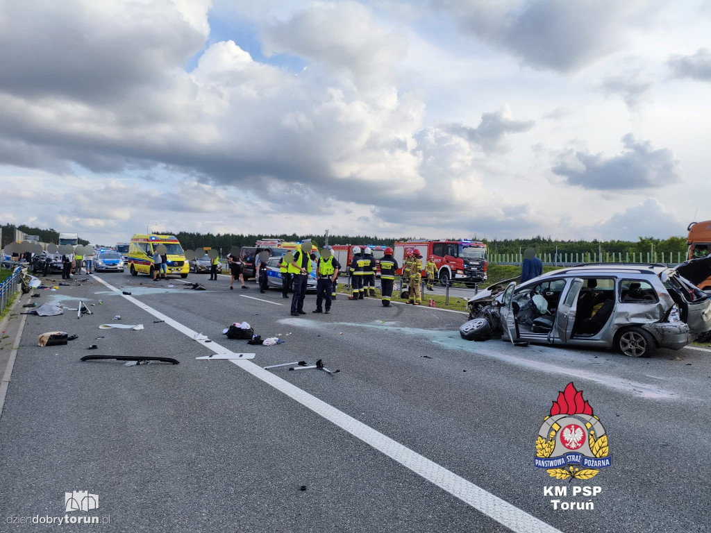 Groźny wypadek na A1 pod Toruniem