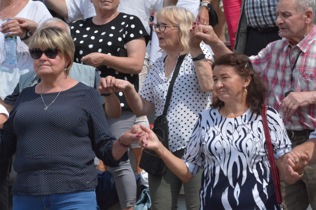 Pielgrzymi z całej Polski zjechali do Torunia