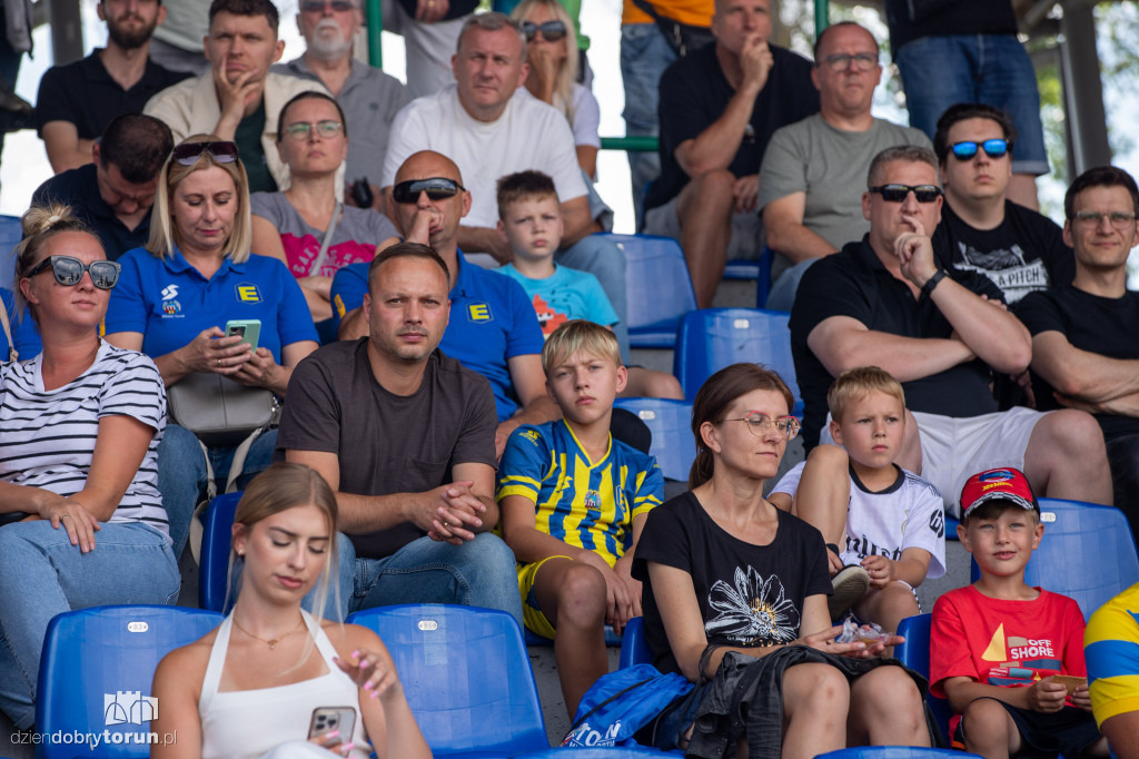 Elana Toruń 2 : 4 Lech II Poznań