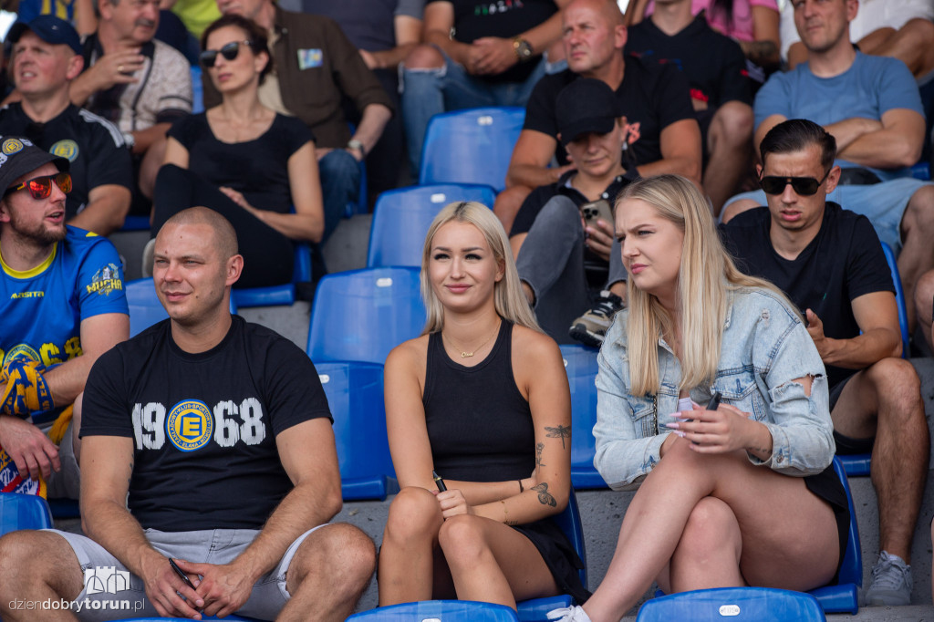 Elana Toruń 2 : 4 Lech II Poznań