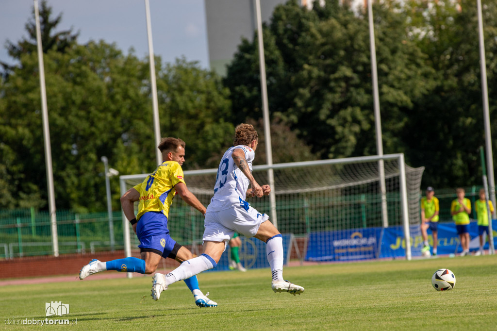 Elana Toruń 2 : 4 Lech II Poznań