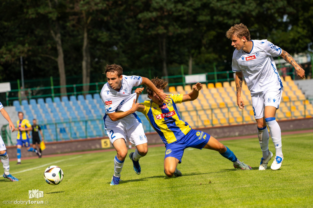 Elana Toruń 2 : 4 Lech II Poznań