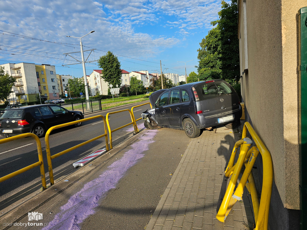 Wypadek przy Broniewskiego w Toruniu