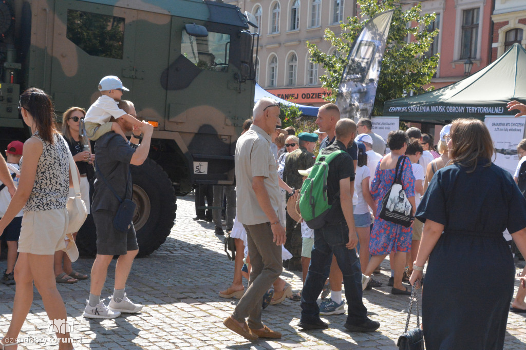 Piknik Militarny na Rynku Nowomiejskim