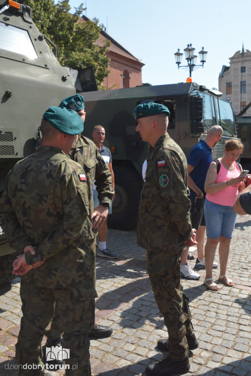 Piknik Militarny na Rynku Nowomiejskim