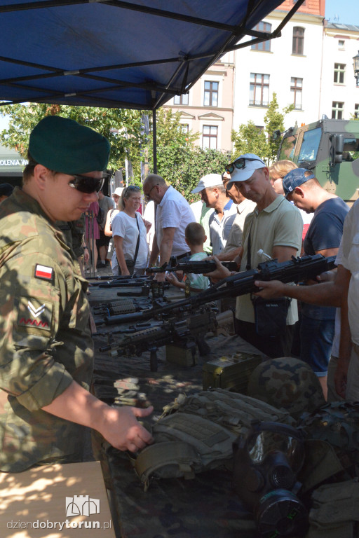 Piknik Militarny na Rynku Nowomiejskim