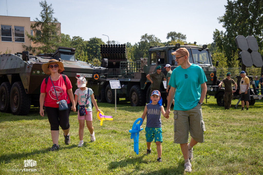 Piknik militarny w muzeum
