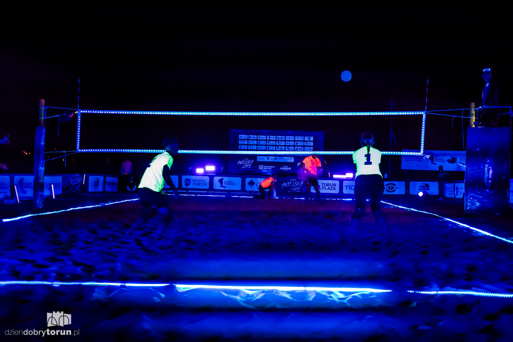 Nocny Turniej Mixtów