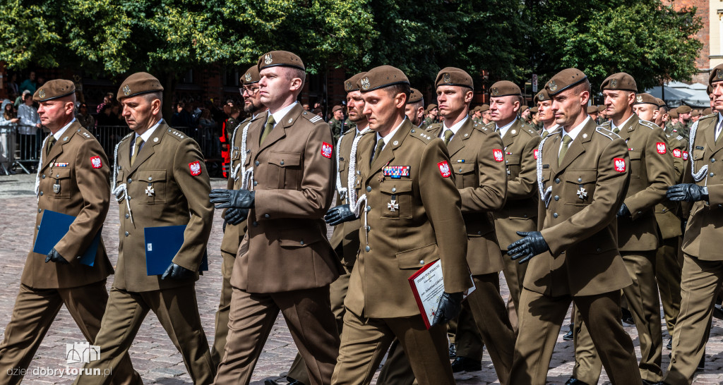 Przysięga Wojskowa na Rynku Staromiejskim