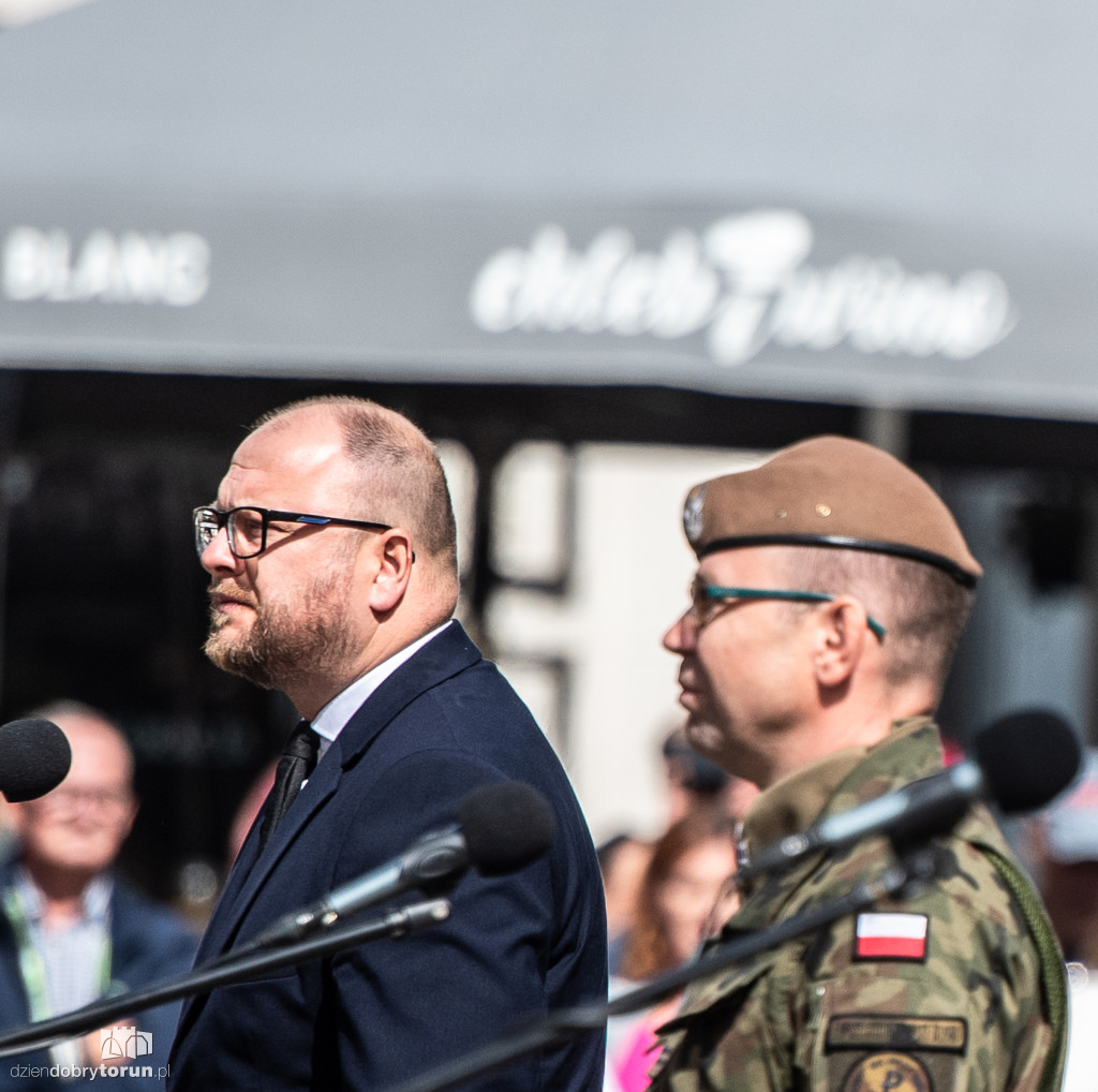 Przysięga Wojskowa na Rynku Staromiejskim