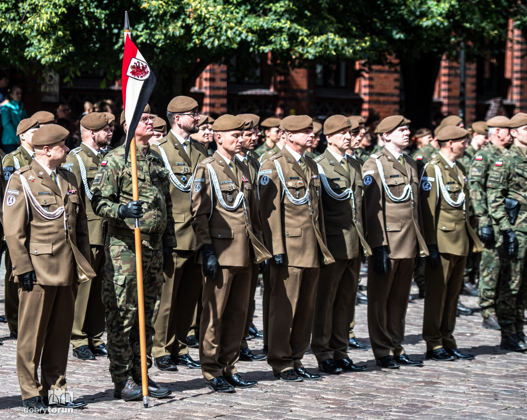 Przysięga Wojskowa na Rynku Staromiejskim