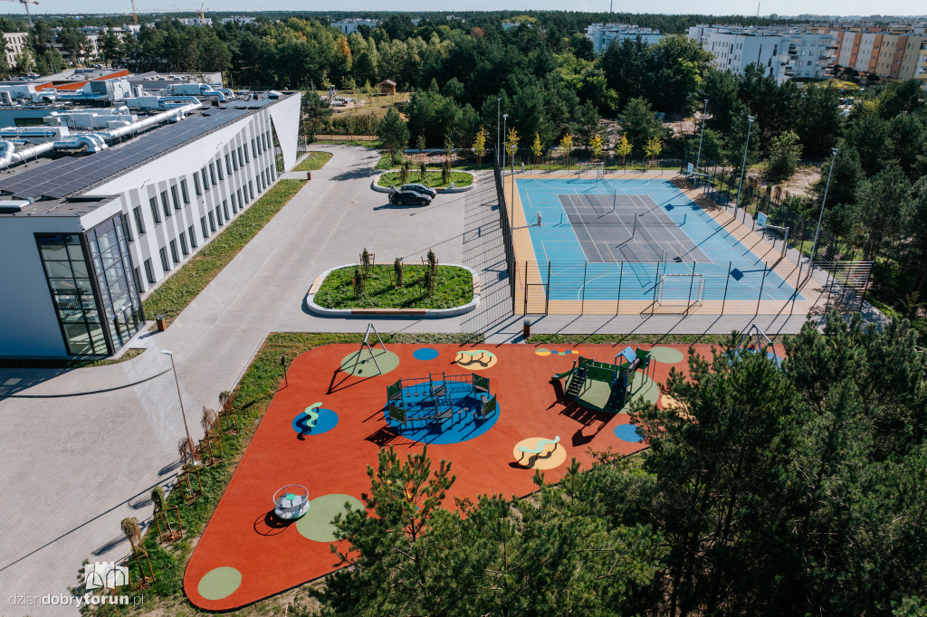 Nowa szkoła na Jarze już gotowa! Tak wygląda w środku