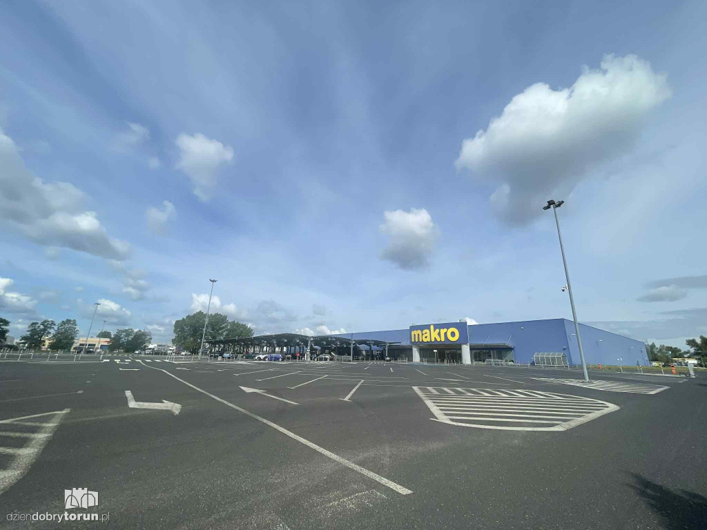 Makro w Toruniu