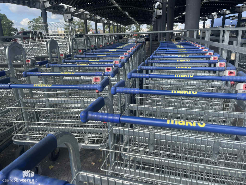Makro w Toruniu