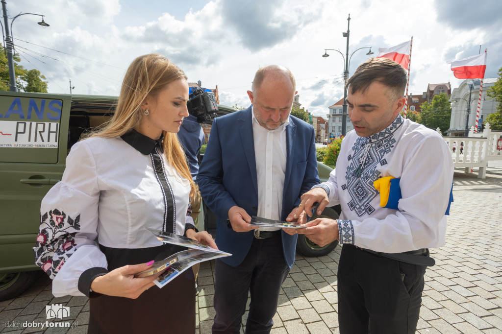 Karetka z Torunia pojechała na Ukrainę
