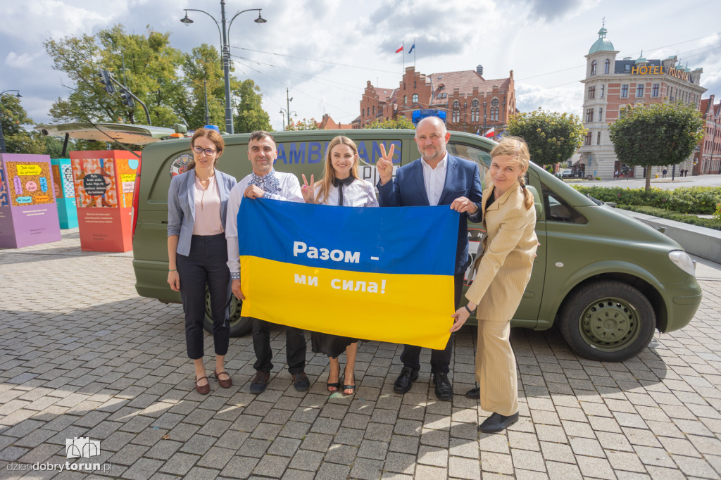 Karetka z Torunia pojechała na Ukrainę