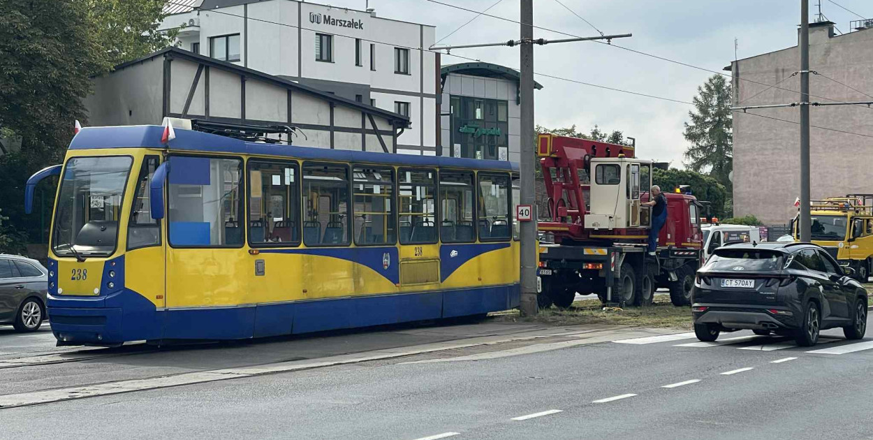 Wykolejenie tramwaju na Lubickiej!