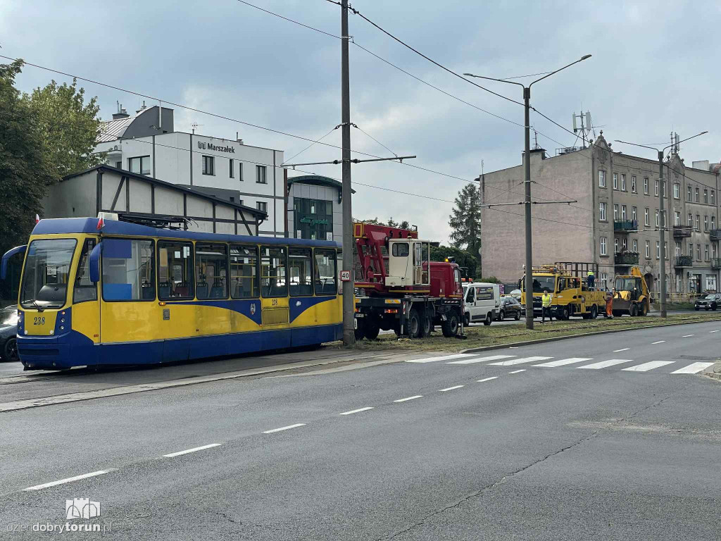 Wykolejenie tramwaju na Lubickiej!