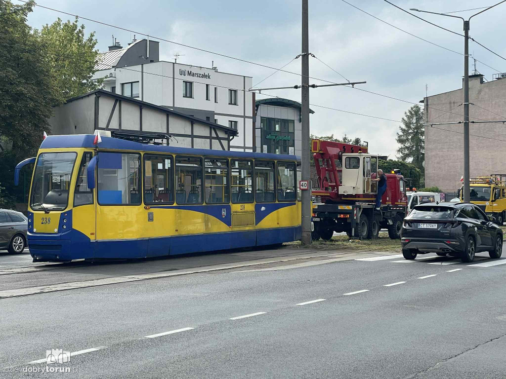 Wykolejenie tramwaju na Lubickiej!