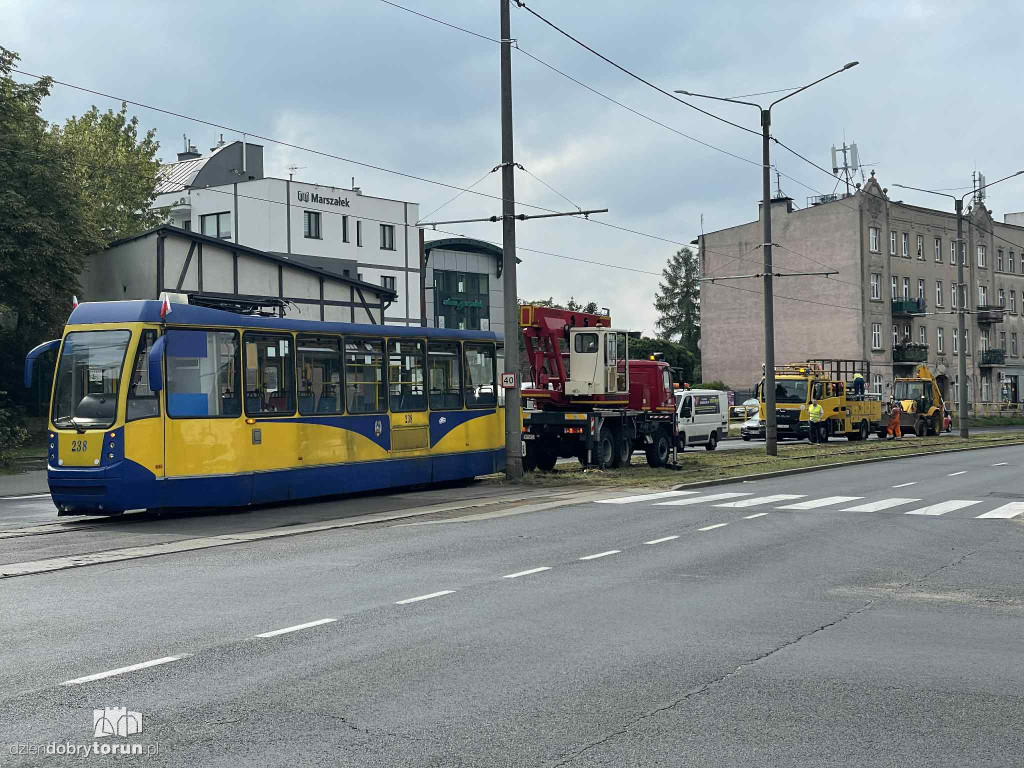 Wykolejenie tramwaju na Lubickiej!