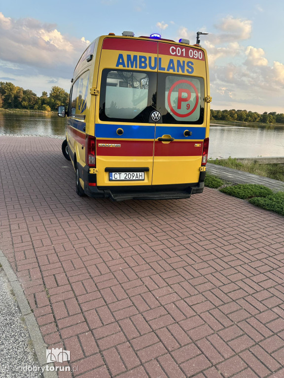 Płynął na materacu przez Wisłę